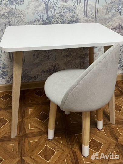 Детский стол и стул