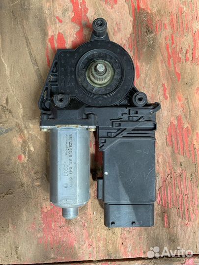 Моторчики стеклоподъемников Фольксваген пассат Б5