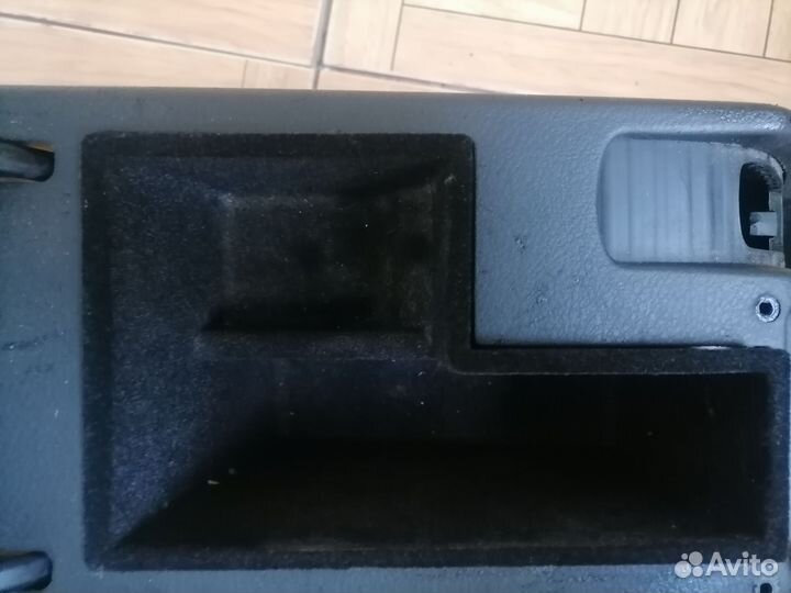 Подлокотник пассат б5