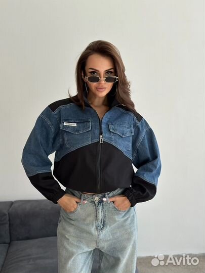 Ветровка женская