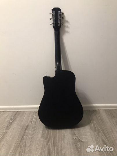 Реставрированные гитары