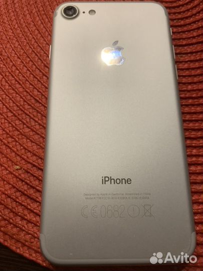 iPhone 7, 32 ГБ