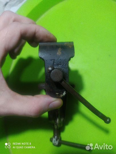 Тиски слесарные СССР