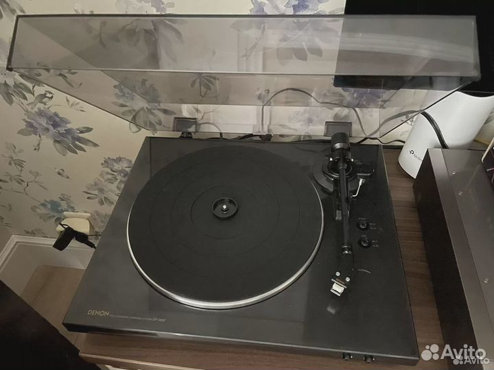 Проигрыватель винила Denon DP 300f