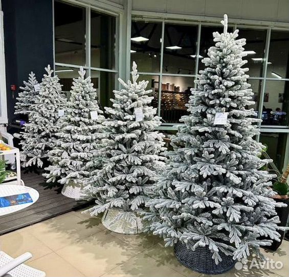 Елка искусственная литая заснеженная