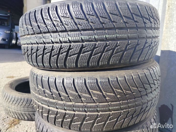 Nokian Tyres WR SUV 3 235/60 R17 106H