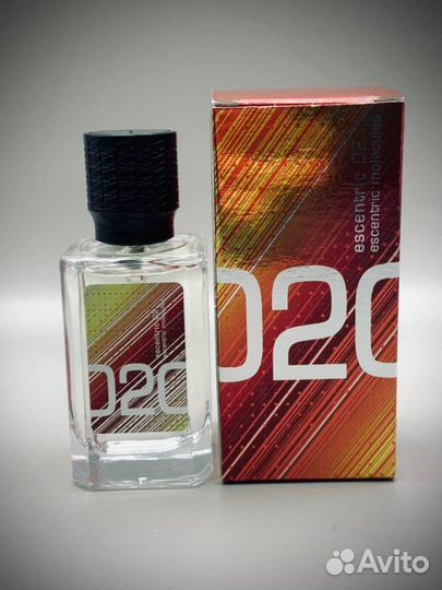 Escentric molecules 02