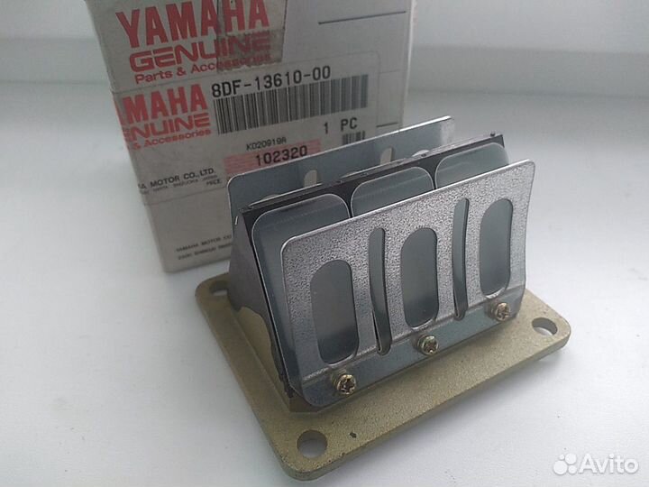 Оригинальный лепестковый клапан Yamaha Venture 600
