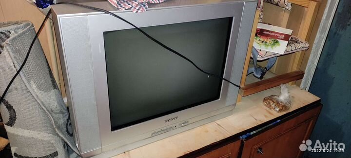 Продам телевизор