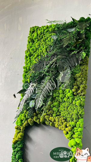 Панно из мха в ванную под зеркало