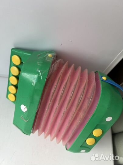 Отдам детскую гармонь