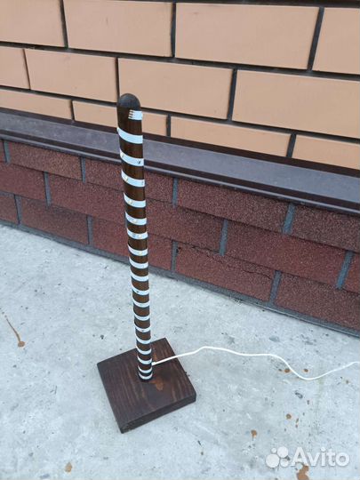 Светильник напольный