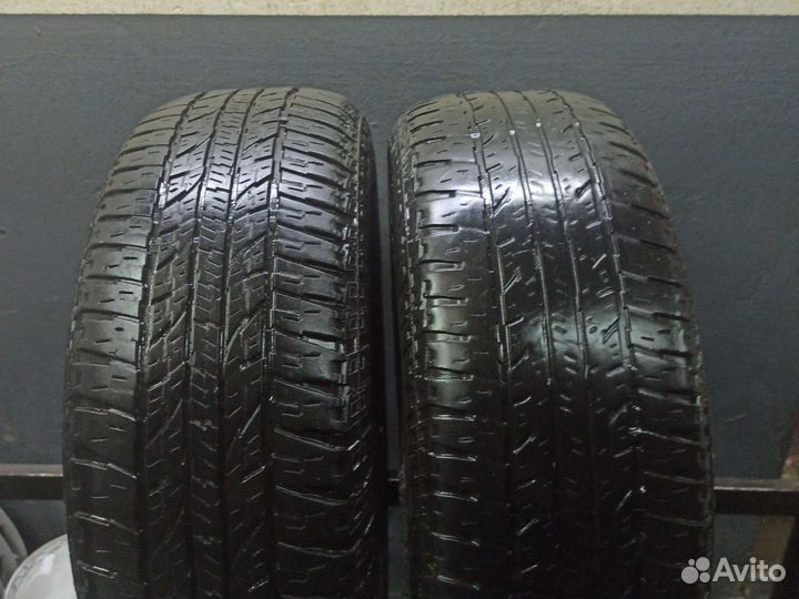 Yokohama Geolandar A/T G015 215/65 R16