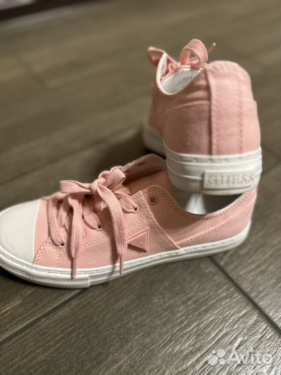 Кеды женские guess 40