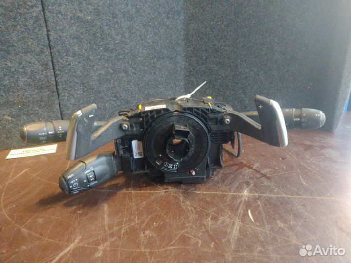 Блок подрулевой Peugeot 3008 2016-2023