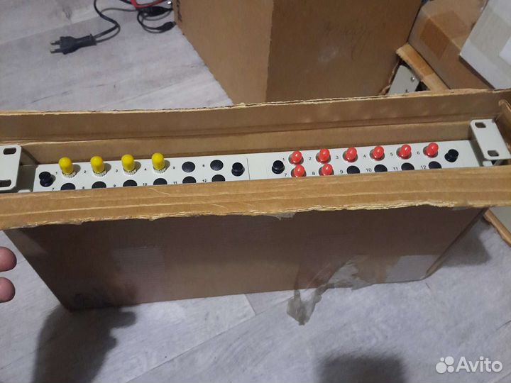 Оптический кросс R539 1u st 4mm