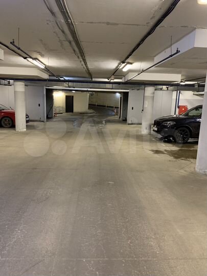 Машиноместо, 18 м²
