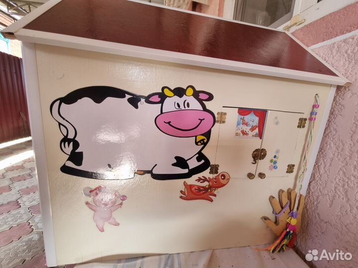 Детский игровой домик из дерева