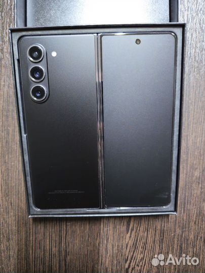 Samsung Galaxy Z Fold5, 12/512 ГБ