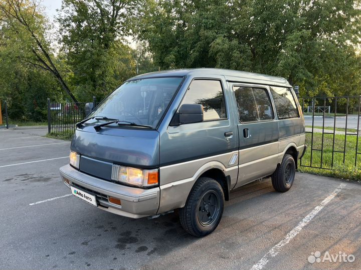 Nissan Vanette 2.0 AT, 1990, 355 000 км