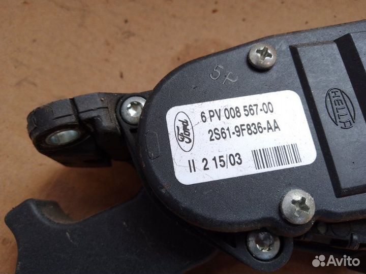 Педаль газа Mazda 2 1.25 2004