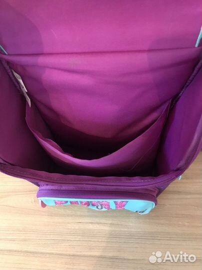 Школьный ранец