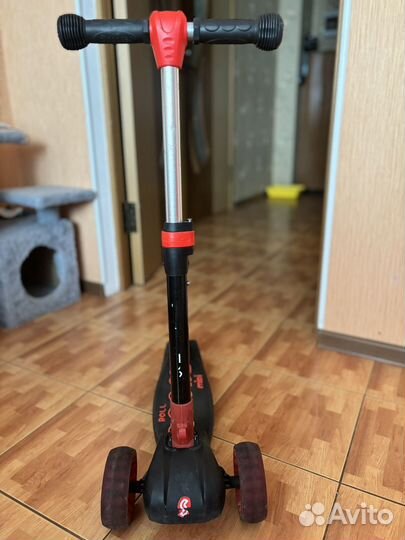 Самокат детский трехколесный