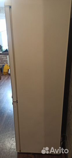 Холодильник samsung RL28fbsw