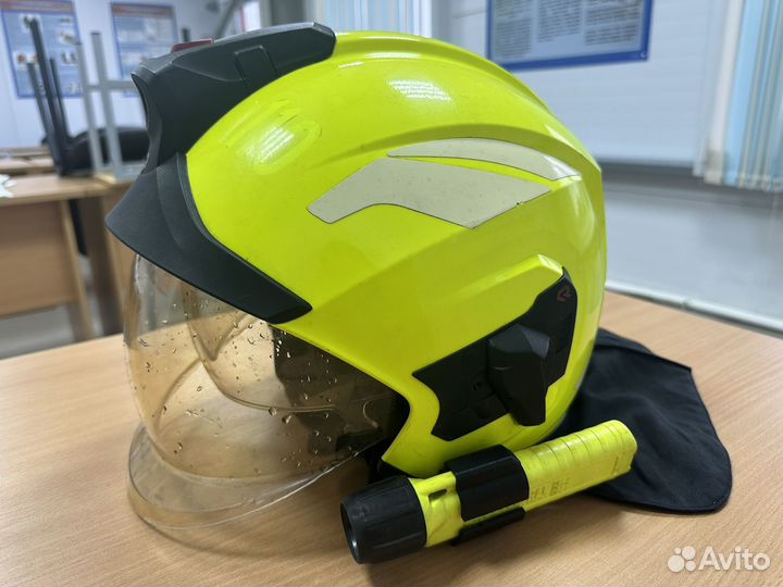 Шлем пожарного Rosenbauer heros-titan