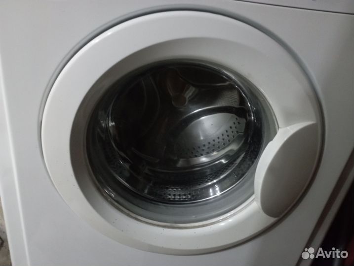 Стиральная машина indesit