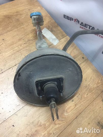 Главный тормозной цилиндр Nissan Primera P12