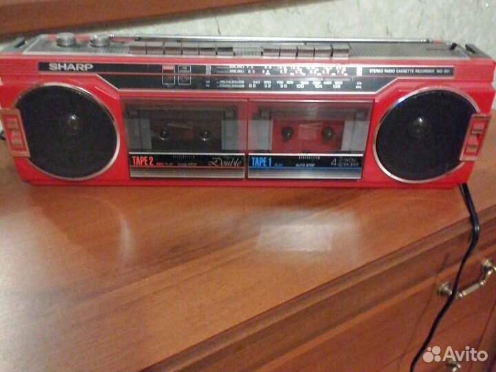 Кассетный магнитофон sharp