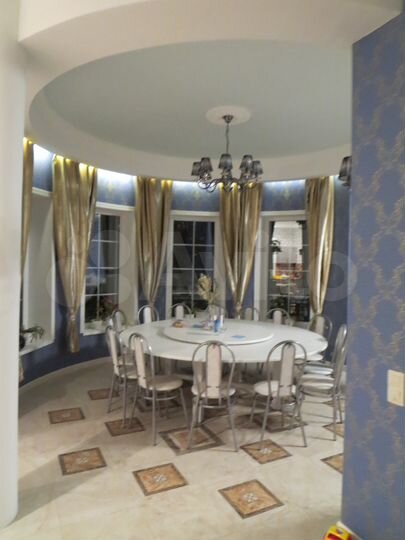 Коттедж 340 м² на участке 12,3 сот.