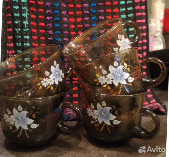 Чашки, стаканы, блюдца