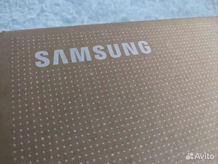 NEW изогнутый монитор 27