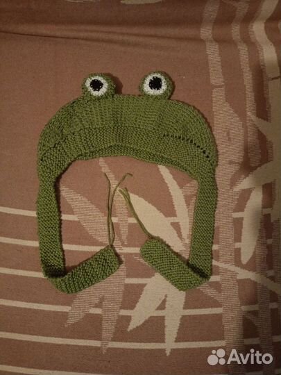 Шапка лягушка
