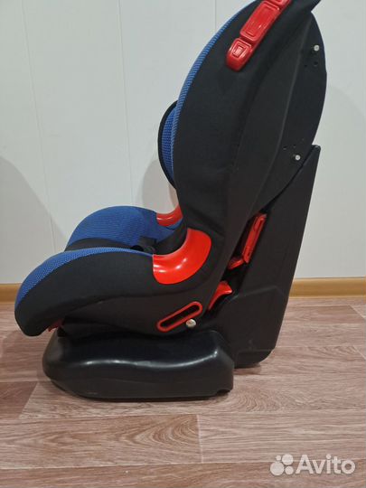 Автомобильное детское кресло от 0 до 18 кг