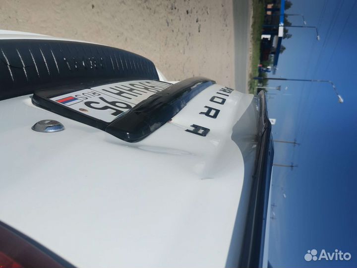 Крышка багажника priora седан