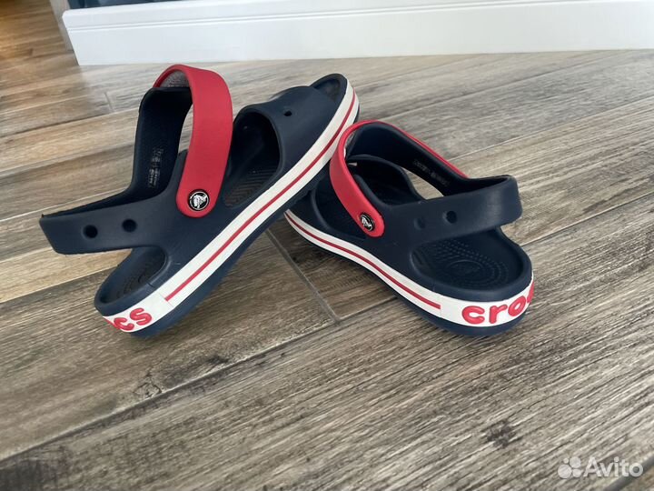 Босоножки для мальчика Crocks, р. 34-35