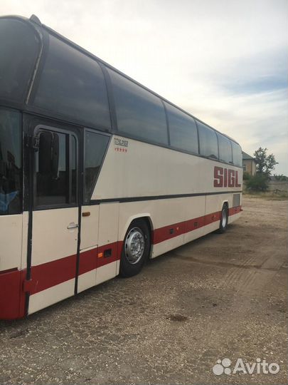 Туристический автобус Neoplan 116, 1990