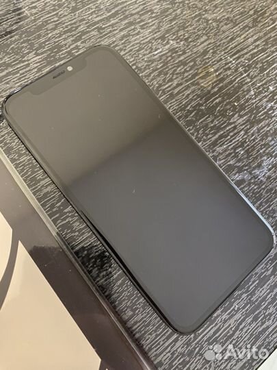 Дисплей на iPhone 11