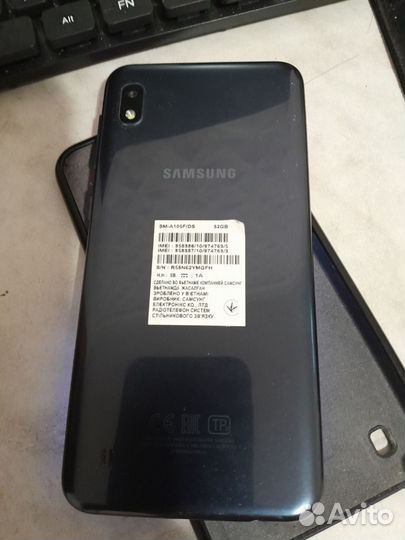 Samsung Galaxy A10, 2/32 ГБ