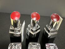 Губная помада chanel Rouge Coco Bloom