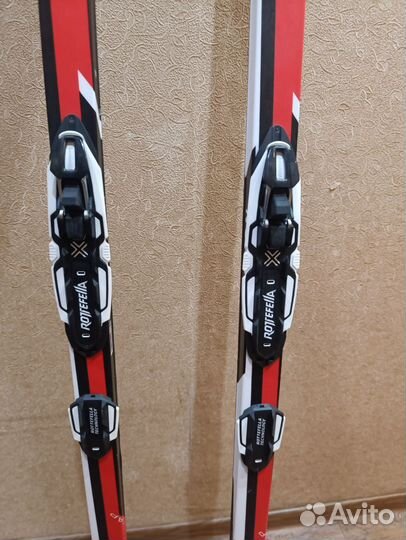 Лыжи с палками 195