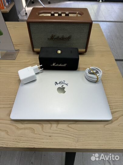 Macbook air 13 m1 2020 Silver b/y идеальный