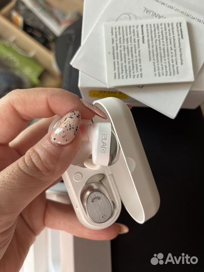 Беспроводные наушники elari