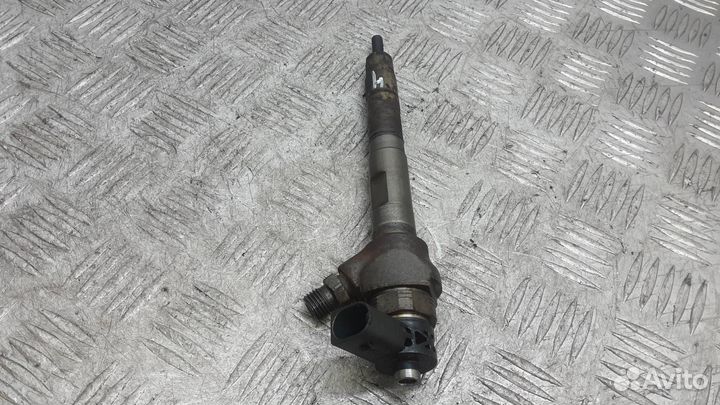 Форсунка топливная Audi A4 B8 2011 0445110369