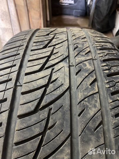 Delinte DS8 255/45 R19 100Y