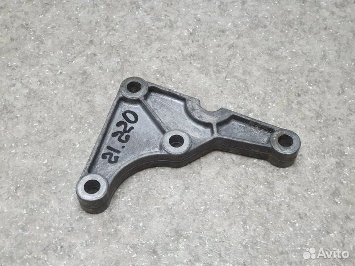 Кронштейн усилителя Mercedes-Benz S-Class W220