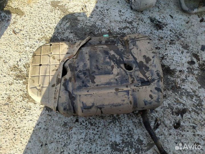 Топливный бак Kia Cerato LD 1.6 G4ED 2006